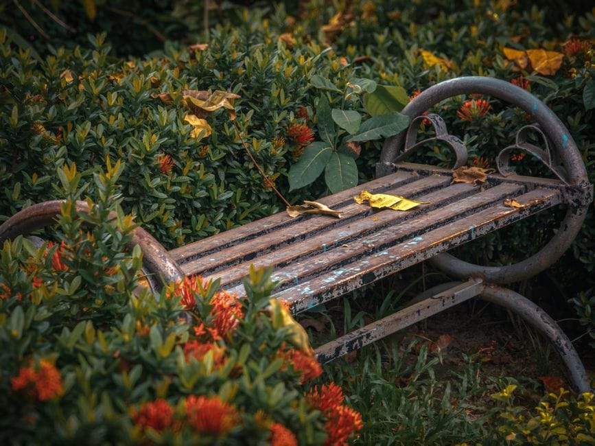 Bringing Tired Garden Furniture Back to Life